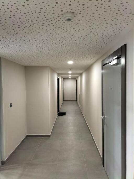 Appartement F2 De Haut Standing En Hypercentre Avec Jardin Prive A 270 M De La Gare De Mantes ! Eksteriør bilde